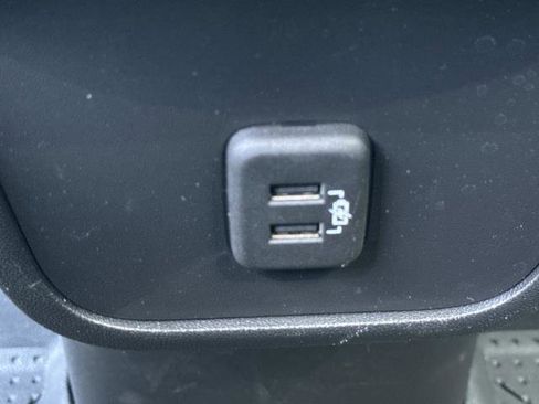 Used 2024 Chevrolet Equinox LT w/ LPO, Floor Liner Package AWD/4WD image 25