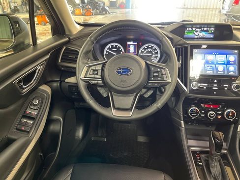 Certified 2022 Subaru Forester Limited AWD/4WD image 18