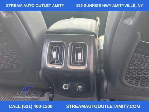 Used 2022 Kia Sorento S image 12