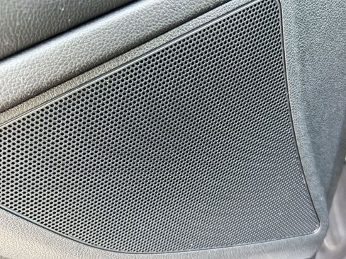 Used 2017 Kia Sorento LX w/ LX V6 Convenience Package image 22