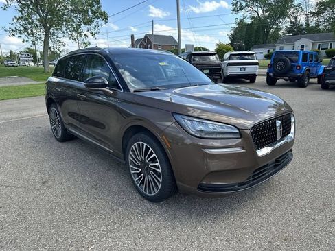 Used 2022 Lincoln Corsair Reserve w/ Sport Package AWD/4WD image 11