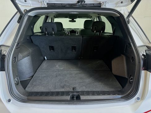 Used 2019 Chevrolet Equinox LT AWD/4WD image 24