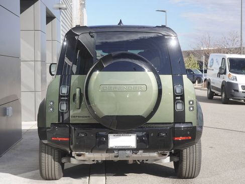 New 2026 Land Rover Defender 110 X-Dynamic SE image 6