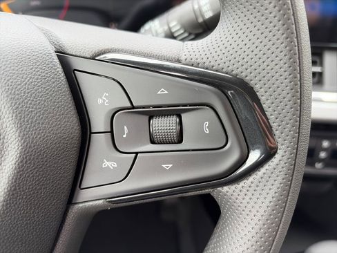 New 2026 Chevrolet Trax LT FWD image 12