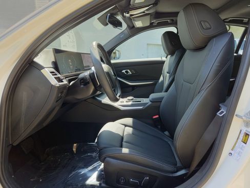 Used 2025 BMW 330i Sedan w/ Parking Assistance Package image 10