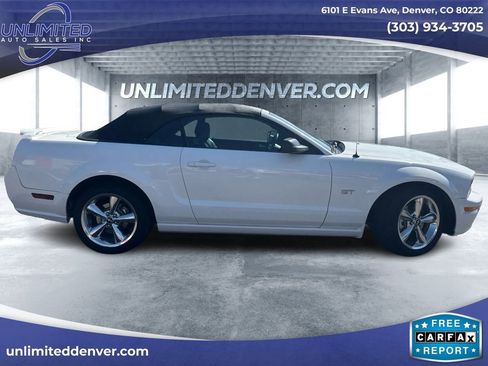 Used 2007 Ford Mustang GT image 2