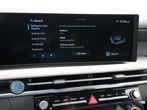 New 2025 Hyundai Tucson SEL image 16