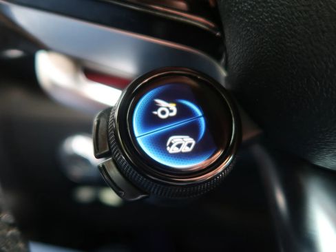 Used 2022 Mercedes-Benz SL 55 AMG 4MATIC image 35