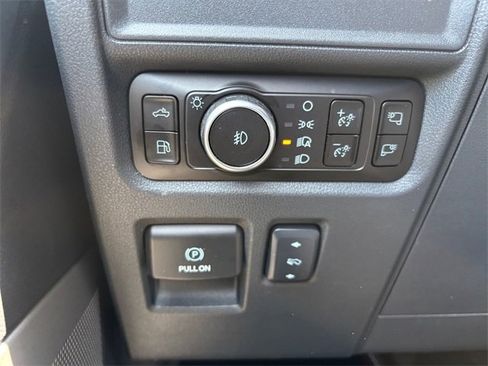 New 2025 Ford F150 Lariat w/ Equipment Group 501A Mid image 17
