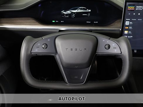 Used 2022 Tesla Model S image 3