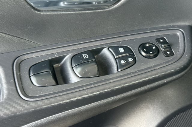 Used 2023 Nissan Versa SV FWD image 12
