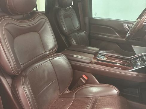 Used 2018 Lincoln Navigator Black Label w/ Cargo Package AWD/4WD image 34