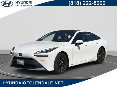 Used 2021 Toyota Mirai RWD image 1