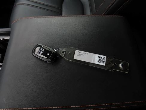 Used 2023 Honda Pilot TrailSport image 29