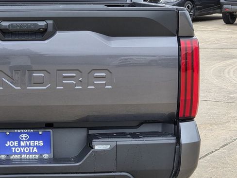 Used 2025 Toyota Tundra SR AWD/4WD image 9
