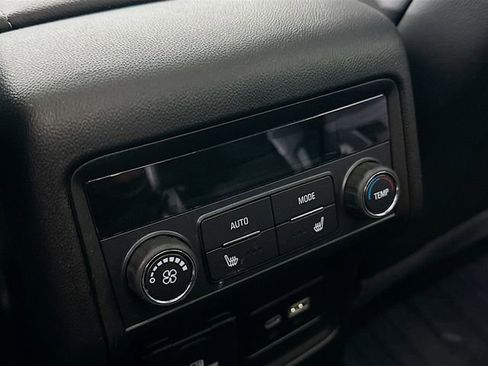 Used 2023 GMC Acadia Denali w/ Denali Ultimate Package image 27