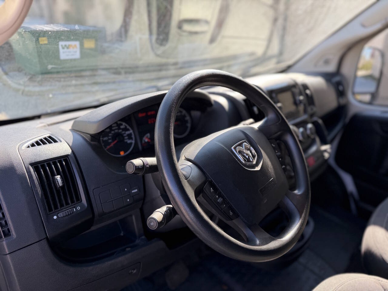 Used 2021 RAM ProMaster 2500 w/ Convenience Group FWD image 21