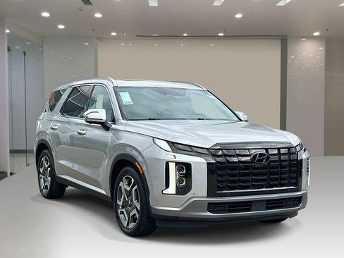 Used 2023 Hyundai Palisade SEL w/ Premium Package AWD/4WD image 6