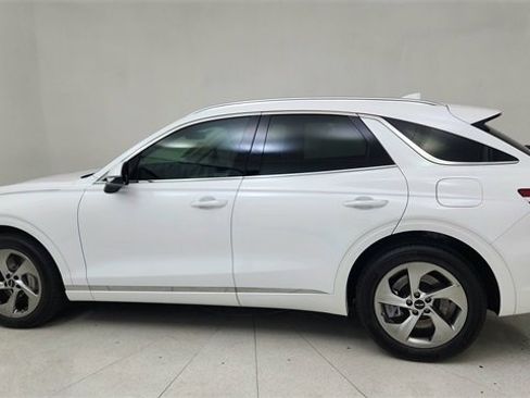 Used 2026 Genesis GV70 2.5T image 4