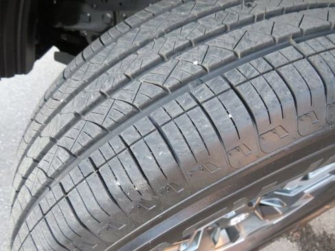 Certified 2022 Toyota Tacoma TRD Off-Road w/ Technology Package image 40