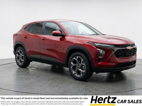 Used 2025 Chevrolet Trax LT w/ LT Convenience Package image 1