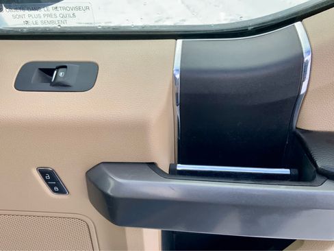 Used 2015 Ford F150 XLT w/ Equipment Group 301A Mid image 46