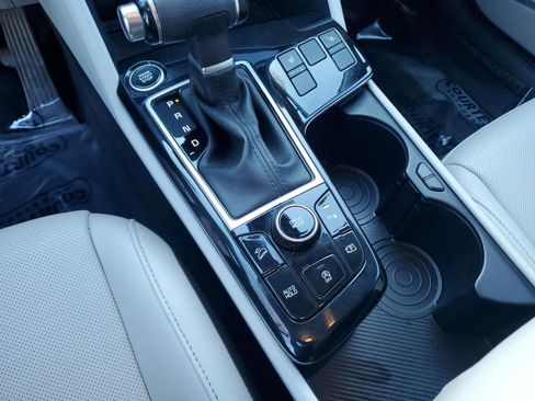 Certified 2024 Kia Sportage EX image 26