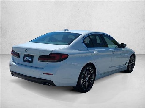 Used 2023 BMW 530i w/ Convenience Package RWD image 5