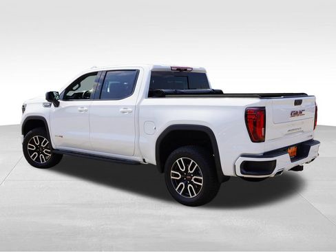 Certified 2026 GMC Sierra 1500 AT4 w/ Technology Package AWD/4WD image 8