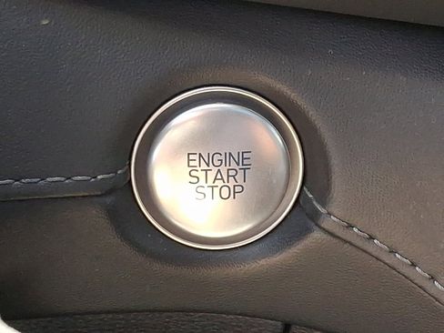 Used 2022 Hyundai Santa Fe Limited image 22