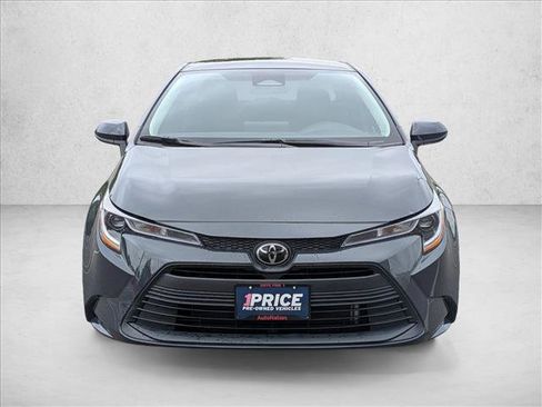Used 2024 Toyota Corolla LE FWD image 2