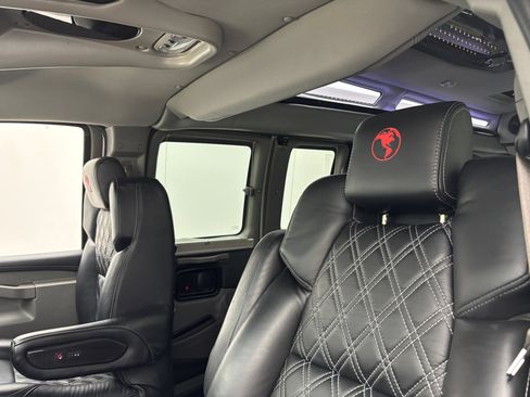 Used 2024 GMC Savana 2500 Extended w/ Driver Convenience Package RWD image 21
