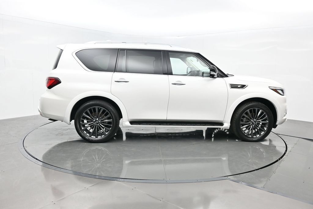 Used 2021 INFINITI QX80 Premium Select w/ Cargo Package AWD/4WD image 7
