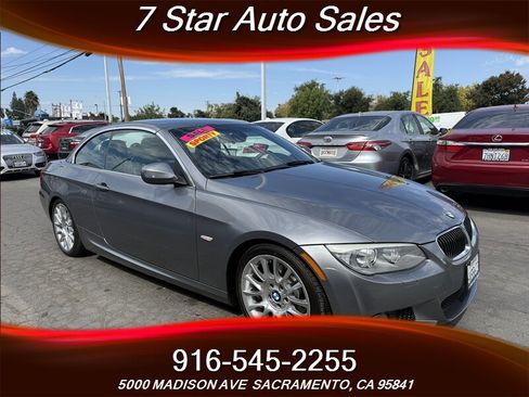Used 2011 BMW 328i Convertible image 1