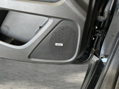 Used 2023 Chevrolet Traverse RS w/ LPO, Floor Liner Package AWD/4WD image 28