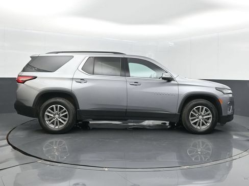Used 2023 Chevrolet Traverse LT AWD/4WD image 5