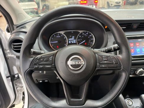 Used 2024 Nissan Kicks S image 17