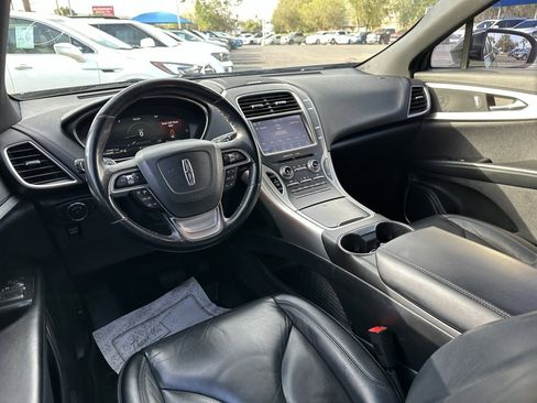 Used 2020 Lincoln Nautilus FWD w/ Equipment Group 101A image 18