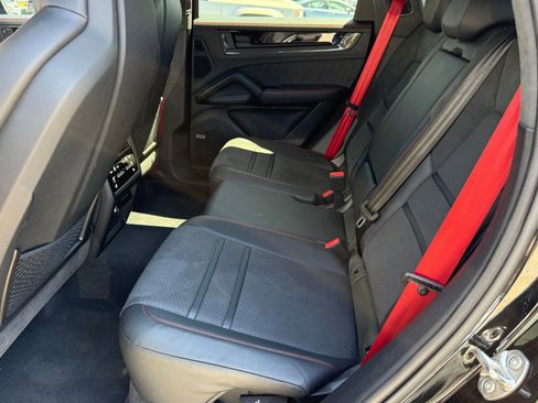 Used 2025 Porsche Cayenne GTS image 43