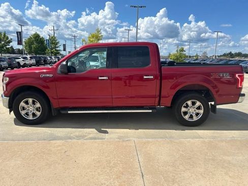Used 2017 Ford F150 XLT w/ XTR Package AWD/4WD image 4