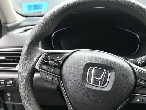 Used 2022 Honda Accord LX image 12