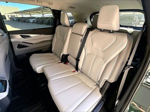 New 2026 INFINITI QX60 Luxe w/ Cargo Package image 10