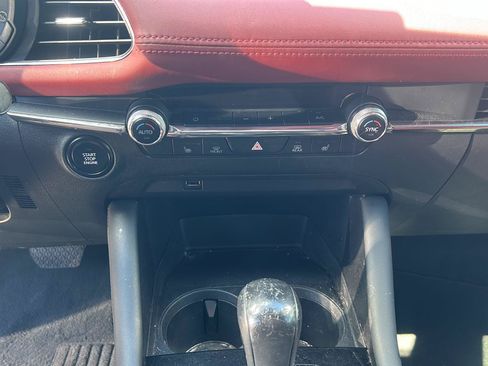 Used 2021 MAZDA MAZDA3 s AWD/4WD image 6