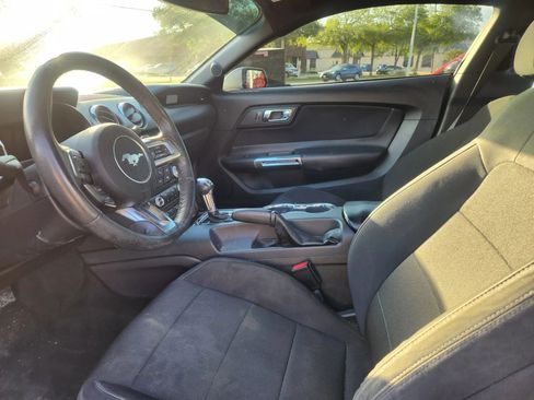 Used 2016 Ford Mustang Coupe w/ Equipment Group 051A RWD image 10