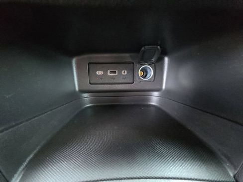 Used 2023 Chevrolet Equinox RS AWD/4WD image 18