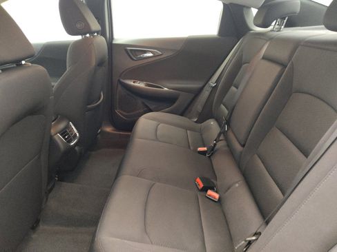 Used 2023 Chevrolet Malibu LT FWD image 18