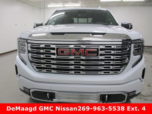 New 2026 GMC Sierra 1500 Denali w/ Denali Reserve Package image 2