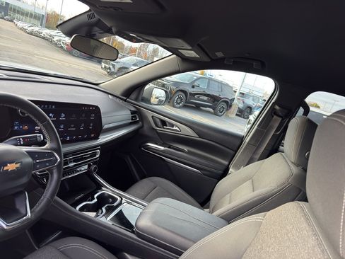 Certified 2024 Chevrolet Traverse LT image 26