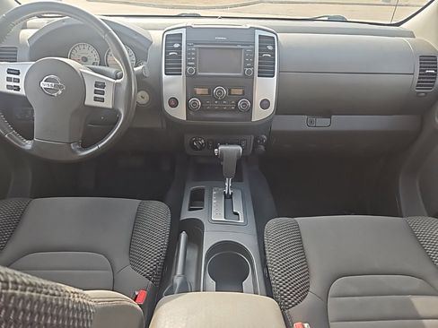 Used 2019 Nissan Frontier PRO-4X image 17