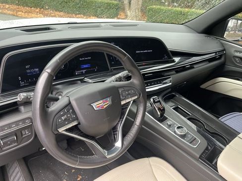 Used 2022 Cadillac Escalade Sport w/ Touring Package image 6